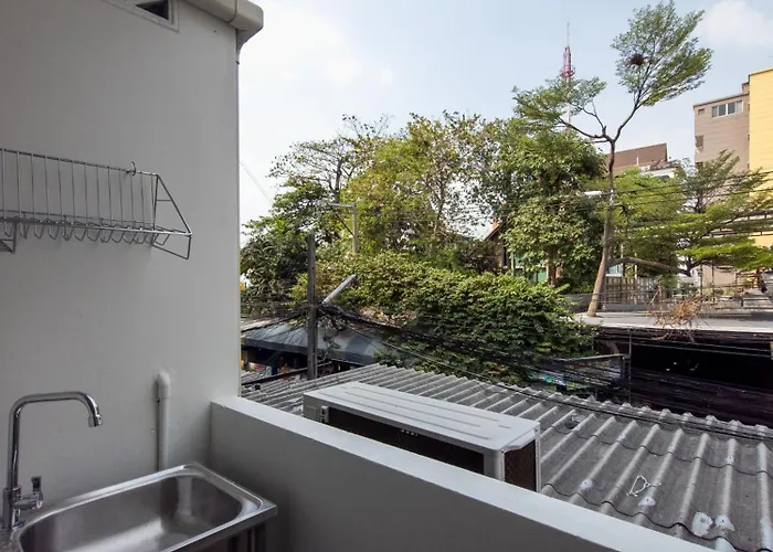 206hiddennest, Local With Street Food Only 15 Min Walk To Skytrain