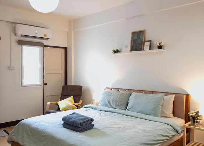 Apartment 206hiddennest, Local With Street Food Only 15 Min Walk To Skytrain Bangkok