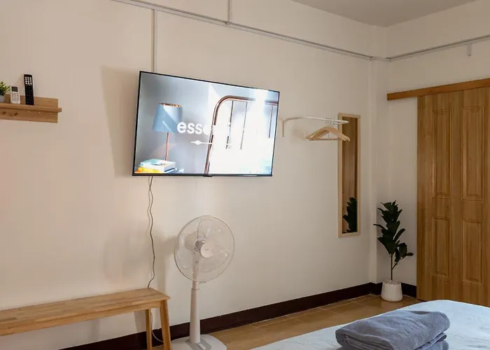 Apartment 206hiddennest, Local With Street Food Only 15 Min Walk To Skytrain Bangkok