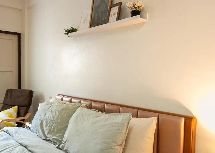 206hiddennest, Local With Street Food Only 15 Min Walk To Skytrain Apartment Bangkok